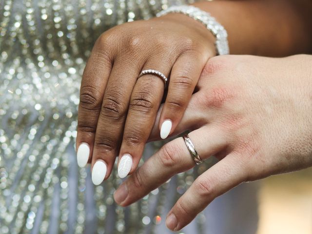 Le mariage de Brice et Sorenza à Ytrac, Cantal 12