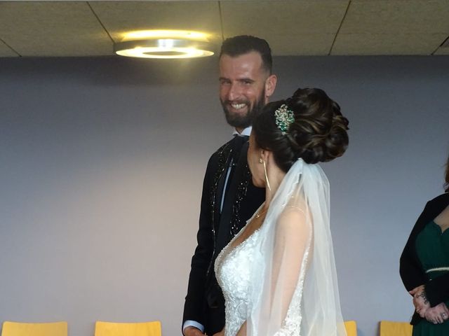 Le mariage de Hugo et Elodie à Les-Pennes-Mirabeau, Bouches-du-Rhône 8