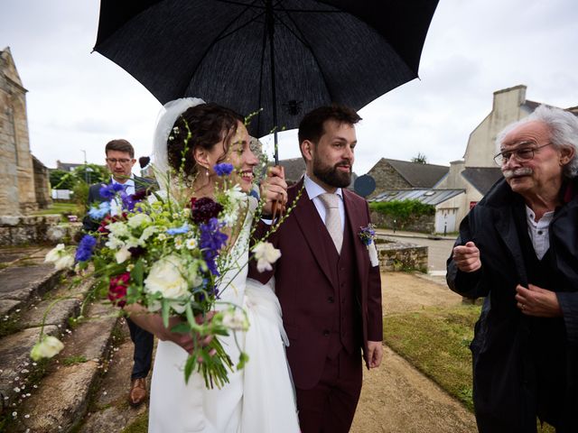 Le mariage de Saint Jalmes et Pauline &amp; Theo à Saint-Pol-de-Léon, Finistère 48