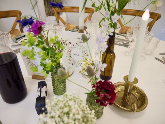Le mariage de Saint Jalmes et Pauline &amp; Theo à Saint-Pol-de-Léon, Finistère 69