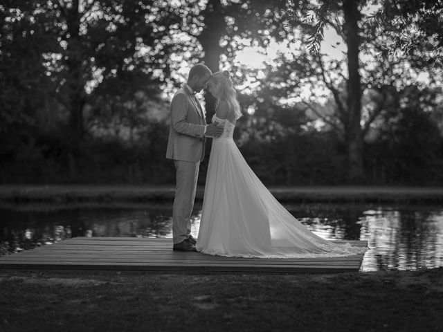 Le mariage de Thomas et Solenn à Cadenet, Vaucluse 13