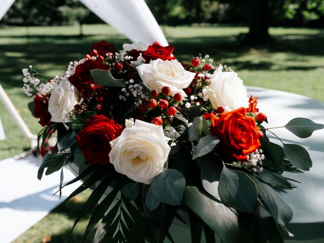 Le mariage de Mickaël et Eline à Cappelle-en-Pévèle, Nord 9