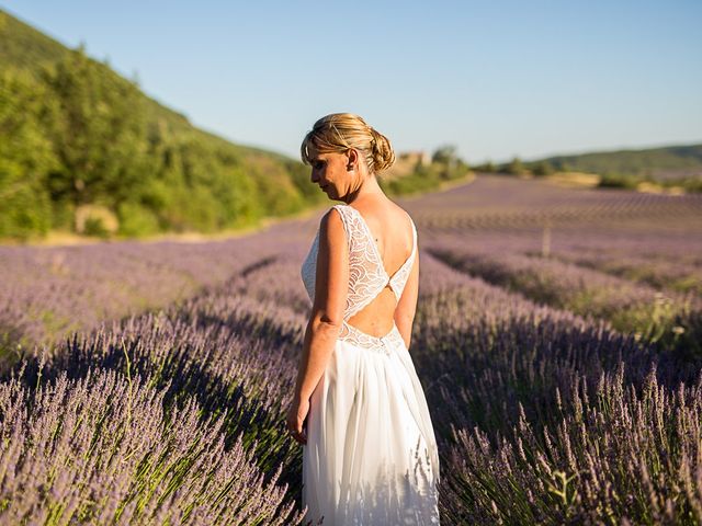 Le mariage de Jean-Christophe et Emmanuelle à Banon, Alpes-de-Haute-Provence 56