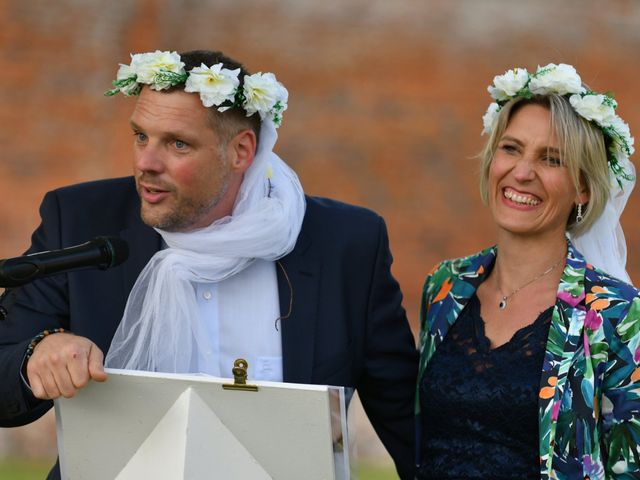 Le mariage de Jérôme et Sylvie à Damville, Eure 14