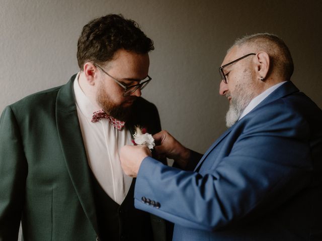 Le mariage de Damien et Elodie à Bourg-de-Thizy, Rhône 13