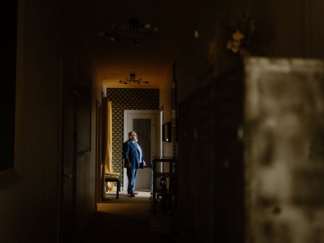 Le mariage de Damien et Elodie à Bourg-de-Thizy, Rhône 15