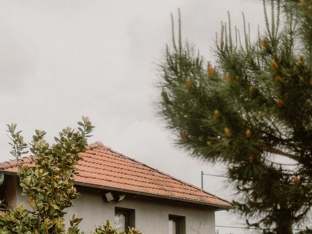 Le mariage de Damien et Elodie à Bourg-de-Thizy, Rhône 16