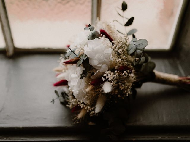 Le mariage de Damien et Elodie à Bourg-de-Thizy, Rhône 33