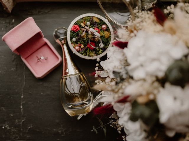 Le mariage de Damien et Elodie à Bourg-de-Thizy, Rhône 34