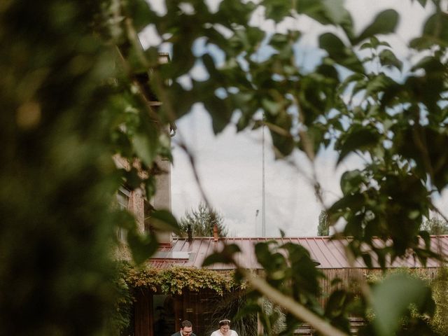 Le mariage de Damien et Elodie à Bourg-de-Thizy, Rhône 52