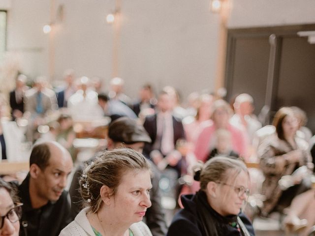 Le mariage de Damien et Elodie à Bourg-de-Thizy, Rhône 72