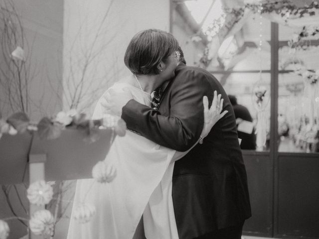 Le mariage de Damien et Elodie à Bourg-de-Thizy, Rhône 73