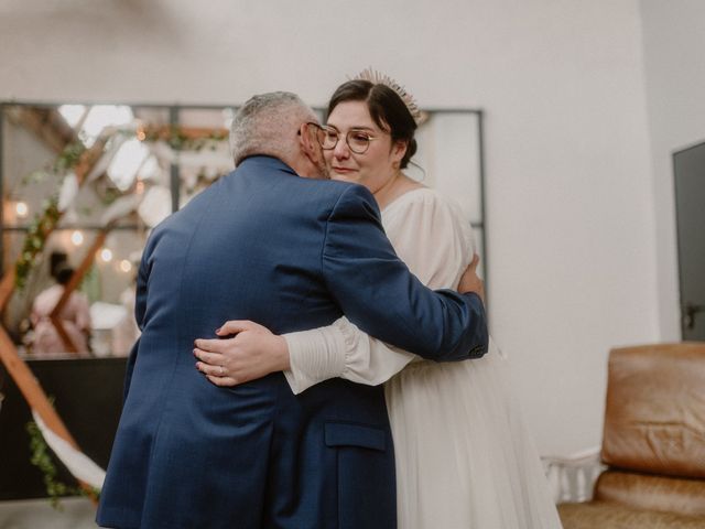 Le mariage de Damien et Elodie à Bourg-de-Thizy, Rhône 75