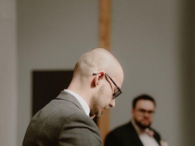 Le mariage de Damien et Elodie à Bourg-de-Thizy, Rhône 77