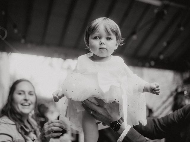 Le mariage de Damien et Elodie à Bourg-de-Thizy, Rhône 93