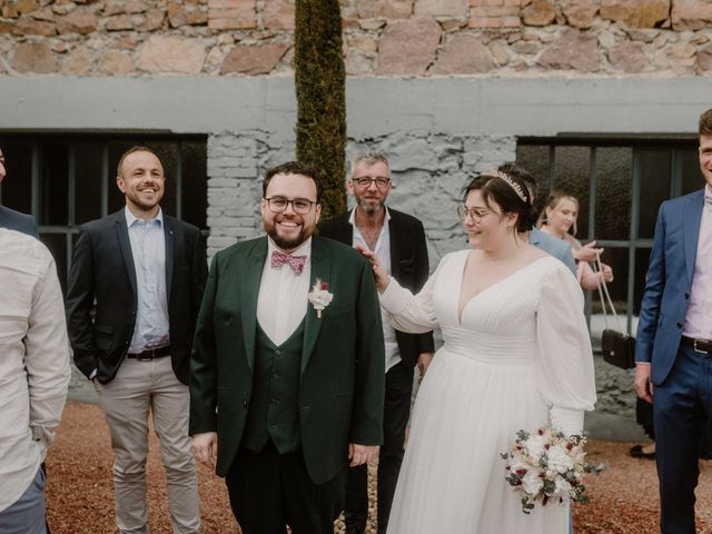 Le mariage de Damien et Elodie à Bourg-de-Thizy, Rhône 106