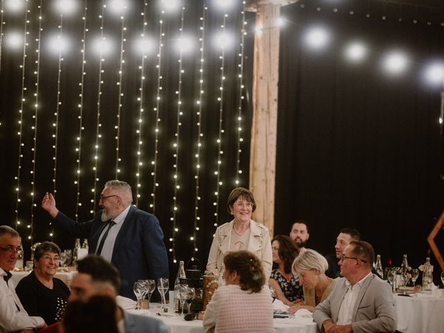 Le mariage de Damien et Elodie à Bourg-de-Thizy, Rhône 199