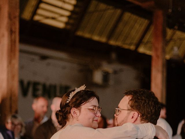 Le mariage de Damien et Elodie à Bourg-de-Thizy, Rhône 213