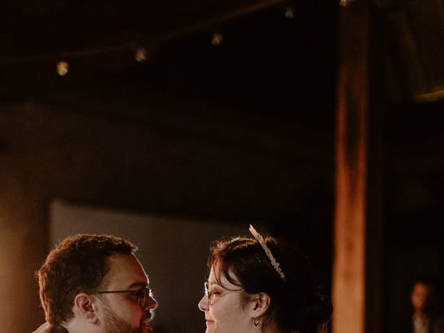 Le mariage de Damien et Elodie à Bourg-de-Thizy, Rhône 214