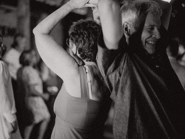 Le mariage de Damien et Elodie à Bourg-de-Thizy, Rhône 222