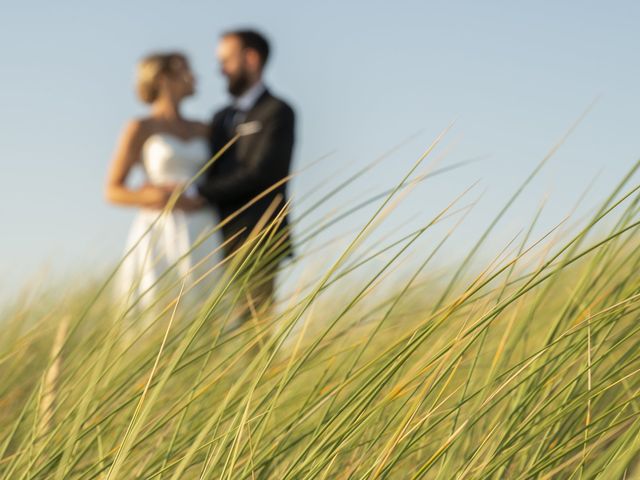 Le mariage de Jean-Yves et Emilie à Saint-Trojan-les-Bains, Charente Maritime 3