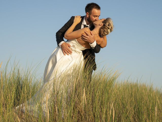 Le mariage de Jean-Yves et Emilie à Saint-Trojan-les-Bains, Charente Maritime 8