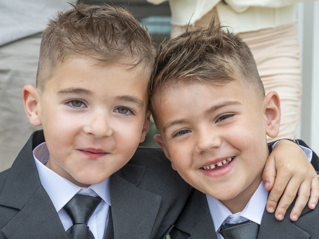 Le mariage de Jean-Yves et Emilie à Saint-Trojan-les-Bains, Charente Maritime 23