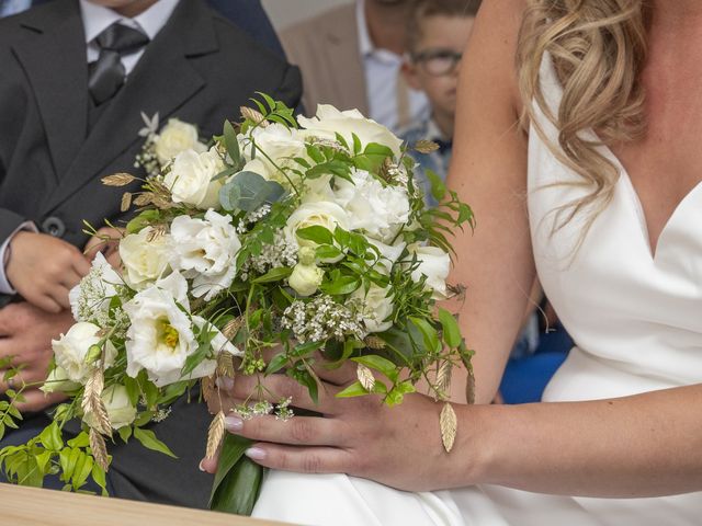 Le mariage de Jean-Yves et Emilie à Saint-Trojan-les-Bains, Charente Maritime 26