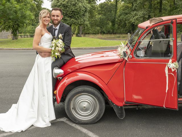 Le mariage de Jean-Yves et Emilie à Saint-Trojan-les-Bains, Charente Maritime 60