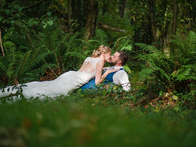 Le mariage de Thibaut et Laetitia à Carentan, Manche 72