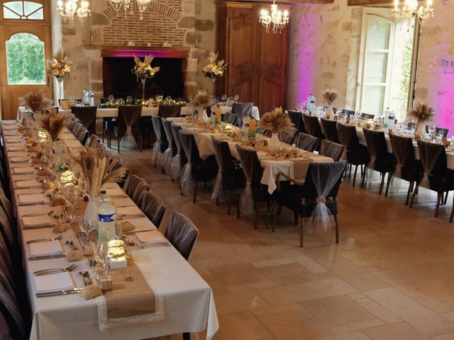 Le mariage de Corentin et Laura à Saint-Just-Sauvage, Marne 26