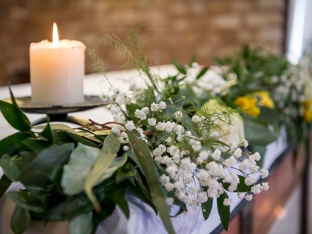 Le mariage de Florian et Marie à Lacenas, Rhône 12