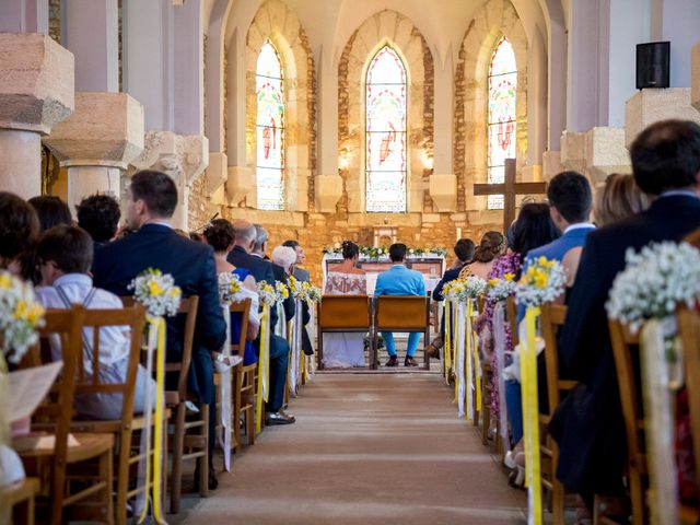 Le mariage de Florian et Marie à Lacenas, Rhône 16