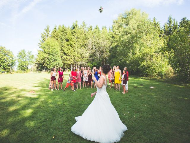 Le mariage de Lucas et Camille à Tence, Haute-Loire 31