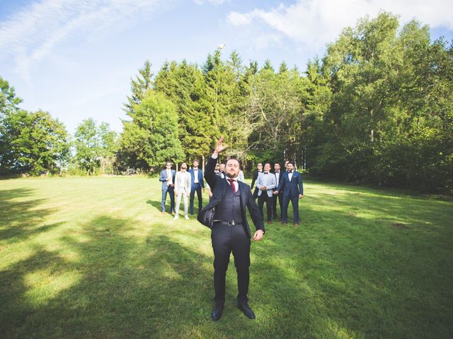 Le mariage de Lucas et Camille à Tence, Haute-Loire 32