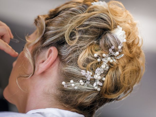 Le mariage de Nicolas et Lorraine à Saint-Yrieix-la-Perche, Haute-Vienne 2