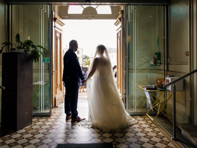 Le mariage de Nicolas et Lorraine à Saint-Yrieix-la-Perche, Haute-Vienne 13