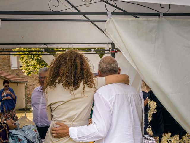 Le mariage de Nicolas et Lorraine à Saint-Yrieix-la-Perche, Haute-Vienne 26