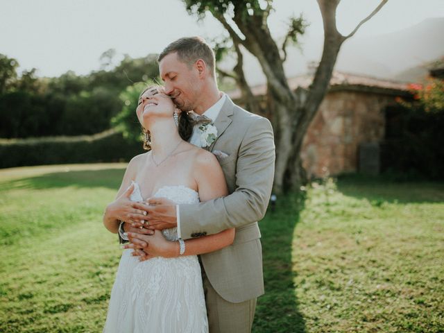 Le mariage de Valentine et Pascal à Porto-Vecchio, Corse 18