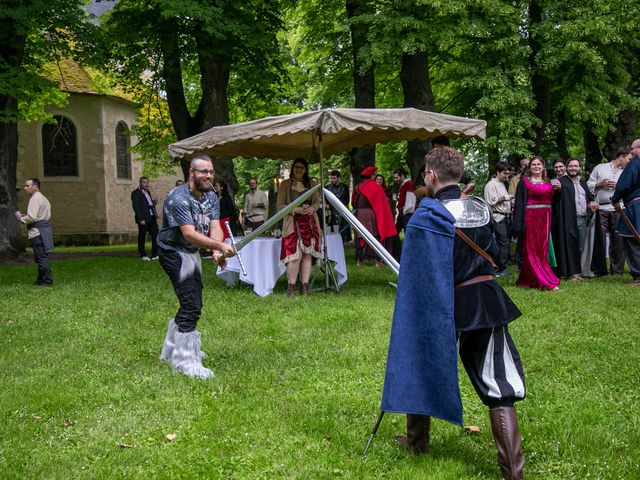 Le mariage de Gurvan et Sixtine à Bannegon, Cher 12