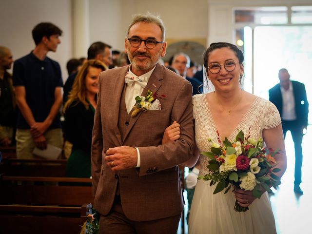 Le mariage de Théodore et Maélys à Seyssuel, Isère 18