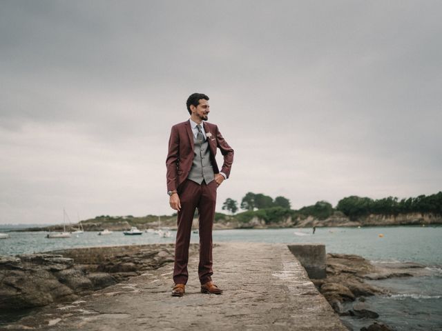 Le mariage de Gabriel et Emeline à Concarneau, Finistère 56