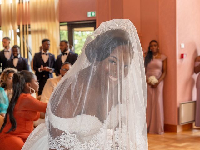 Le mariage de Annette et Stephano à Gien, Loiret 13