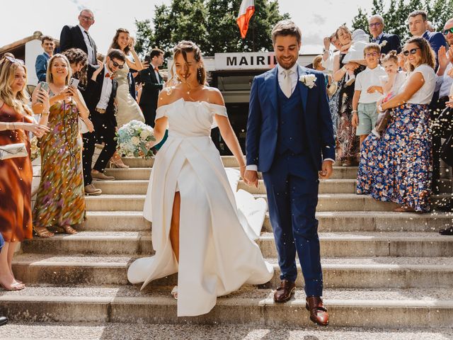 Le mariage de Valentin et Aurélie à Les Mathes, Charente Maritime 2