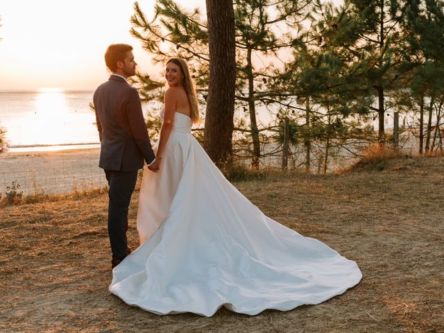 Le mariage de Valentin et Aurélie à Les Mathes, Charente Maritime 9