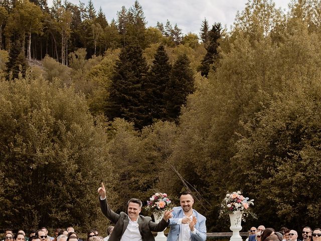 Le mariage de Julien et Elise à Miremont , Puy-de-Dôme 21