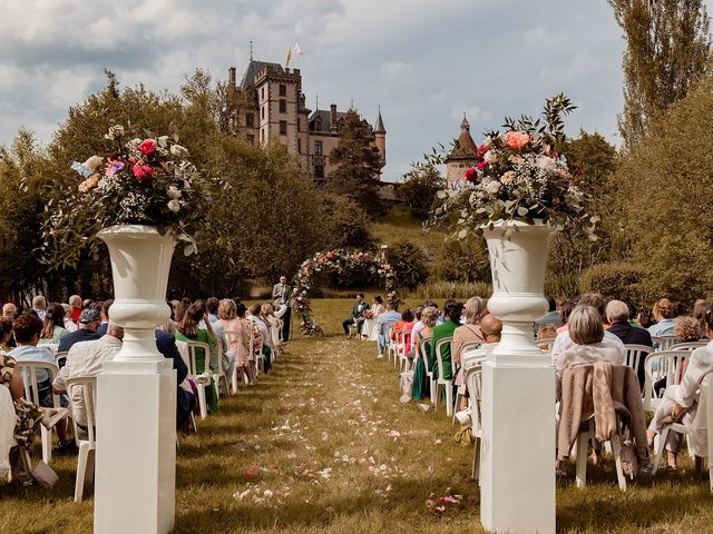 Le mariage de Julien et Elise à Miremont , Puy-de-Dôme 24