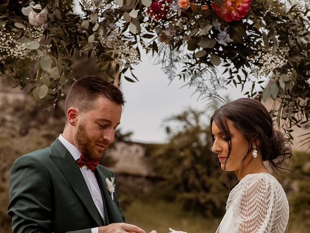 Le mariage de Julien et Elise à Miremont , Puy-de-Dôme 35