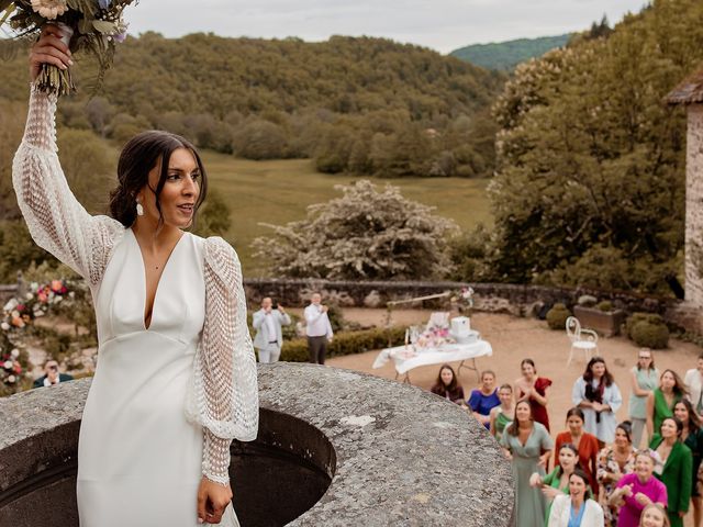 Le mariage de Julien et Elise à Miremont , Puy-de-Dôme 36