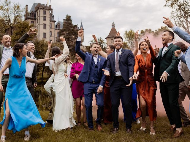 Le mariage de Julien et Elise à Miremont , Puy-de-Dôme 2